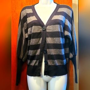 Alloy black & gray stripped lightweight sweater szM
